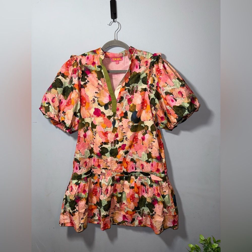 THML Abstract watercolor Floral Puff Slv Women’s mini Dress Size Small EUC